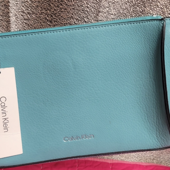 Calvin Klein Reyna Crossbody,Turquoise NWT - Picture 1 of 10